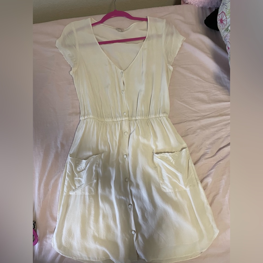 100% silk off white colored dress NWOT size small